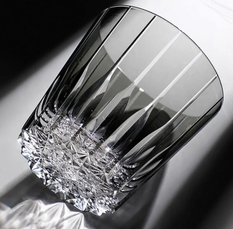 Edo Kiriko Hand-Carved Luxury Starburst Crystal Whisky Glass – A Radiance Born of Starlight