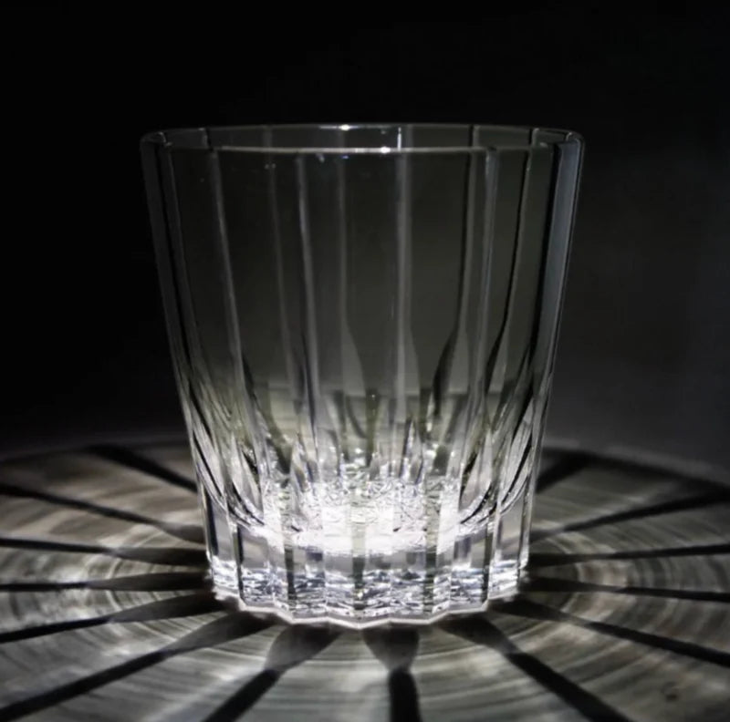 Edo Kiriko Hand-Carved Luxury Starburst Crystal Whisky Glass – A Radiance Born of Starlight