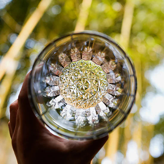 Edo Kiriko Hand-Carved Luxury Starburst Crystal Whisky Glass – A Radiance Born of Starlight
