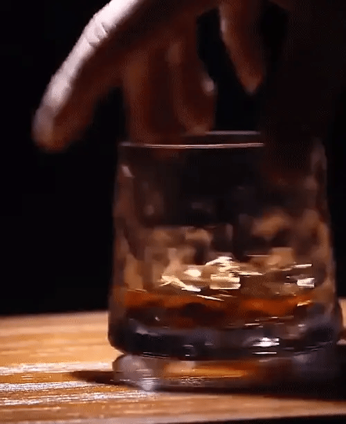 Edo Kiriko Hand-Carved Japanese Cloud Whisky Glass – Authentic Japanese Artistry