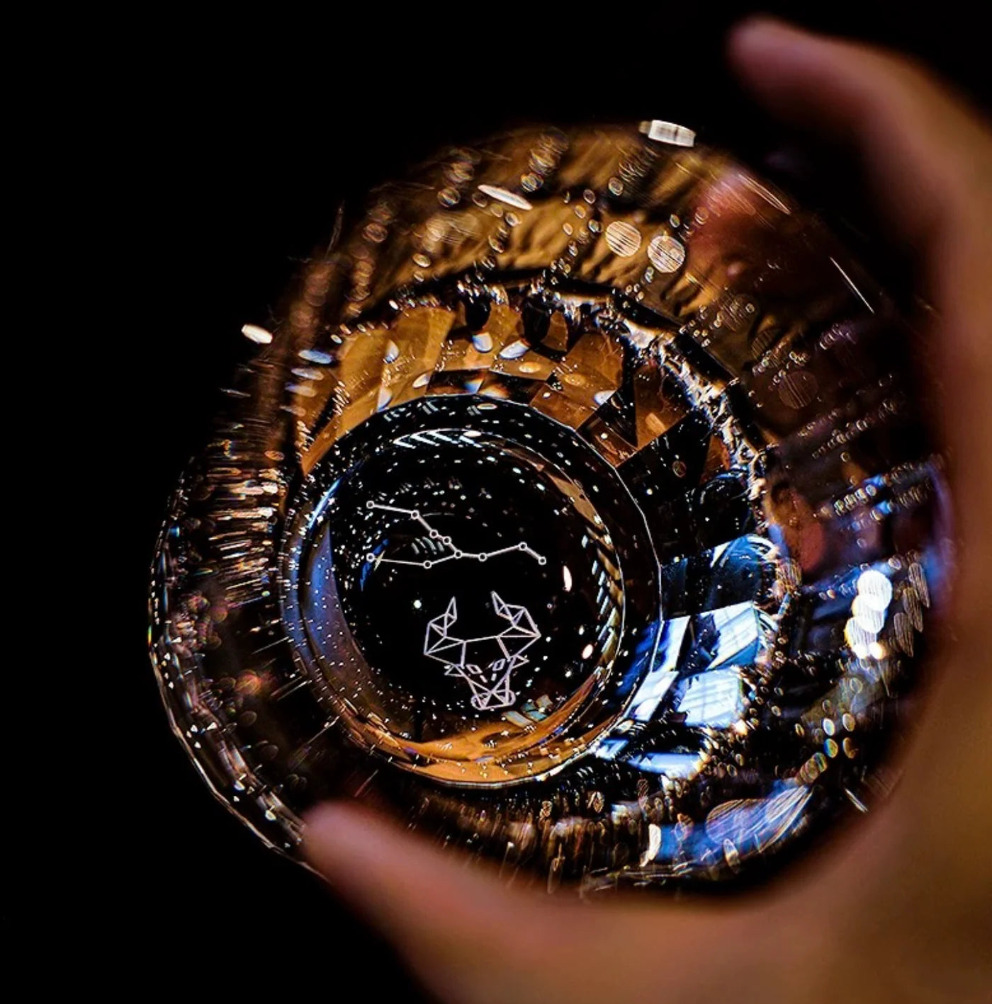 Edo Kiriko Hand-Carved "12 Constellations" Lead-Free Premium Crystal Whiskey Glass – A Celestial Birthday Gift