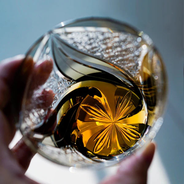 Edo Kiriko Hand-Carved Inkstone Flame Whiskey Glass – A Blaze of Artistry in Crystal