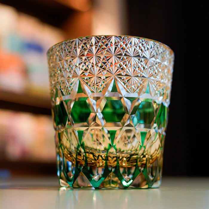 Edo Kiriko Hand-Carved Emerald Fluorite Whiskey Glass – A Verdant Glimmer of Radiance
