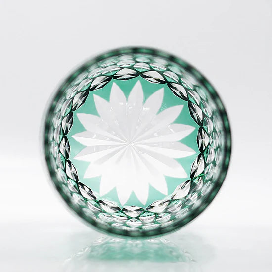 Edo Kiriko Hand-Carved Spider Eye Whisky Glass – A Mesmerizing Gaze in Crystal