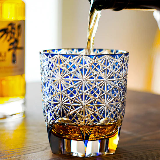 Edo Kiriko Hand-Carved Blue Daisy Whisky Glass – A Blossom of Serenity in Crystal