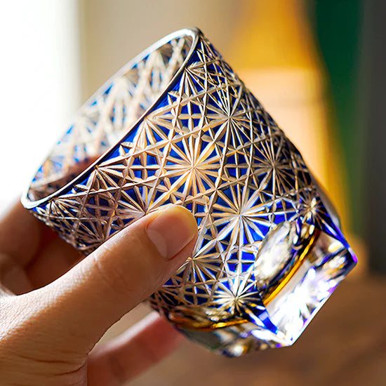 Edo Kiriko Hand-Carved Blue Daisy Whisky Glass – A Blossom of Serenity in Crystal