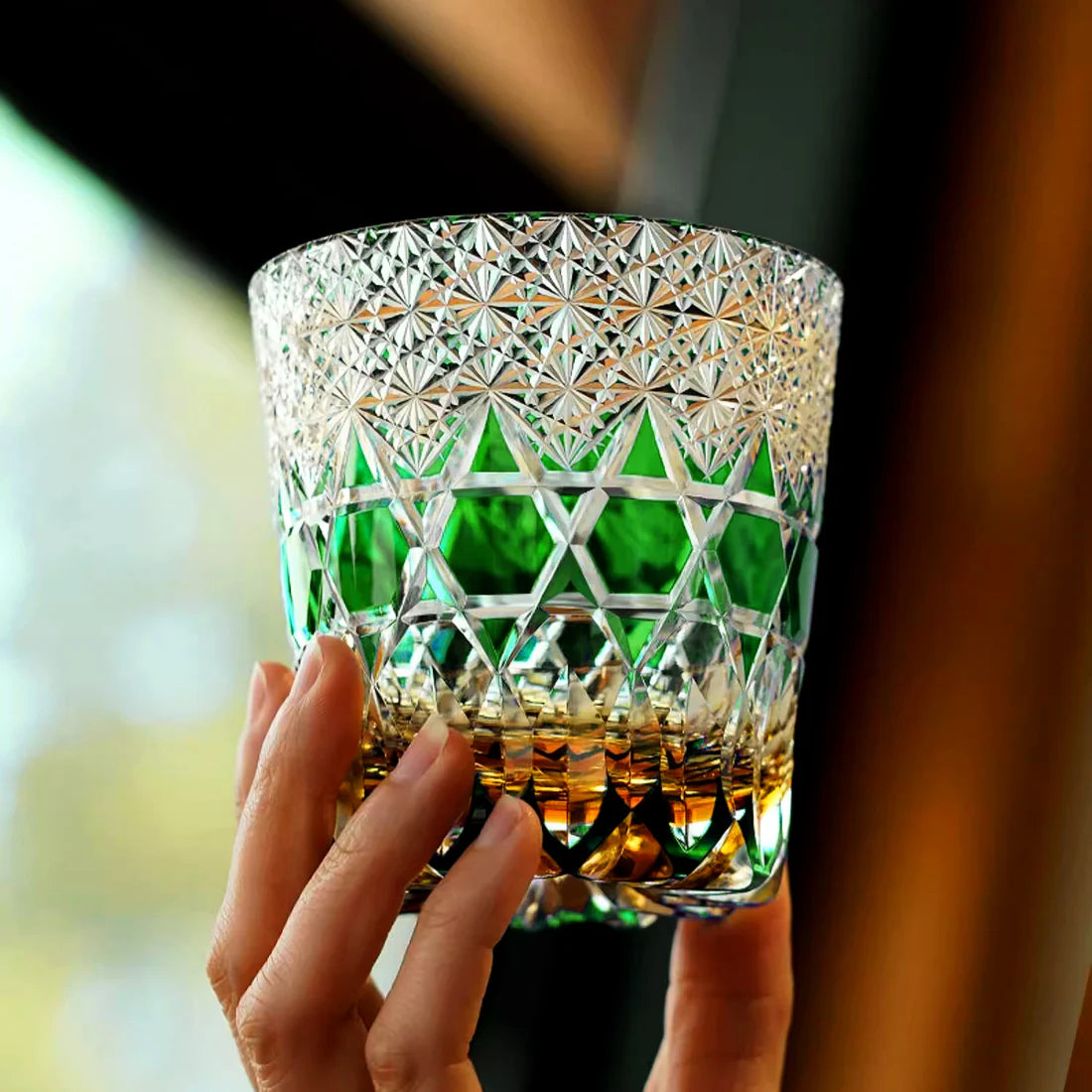 Edo Kiriko Hand-Carved Emerald Fluorite Whiskey Glass – A Verdant Glimmer of Radiance