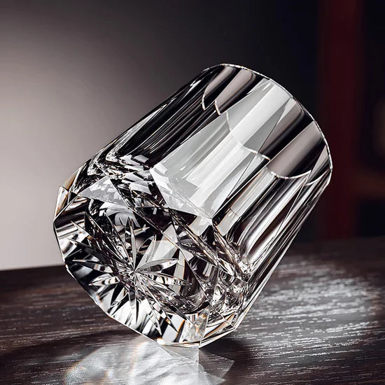 Edo Kiriko Hand-Carved Clear Zeus's Stone Lead-Free Premium Crystal Whiskey Glass –  A Masterpiece of Facets and Thunder