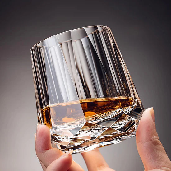 Edo Kiriko Hand-Carved Clear Zeus's Stone Lead-Free Premium Crystal Whiskey Glass –  A Masterpiece of Facets and Thunder