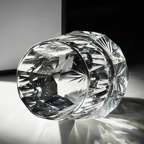 Edo Kiriko Hand-Carved Clear Zeus's Stone Lead-Free Premium Crystal Whiskey Glass –  A Masterpiece of Facets and Thunder