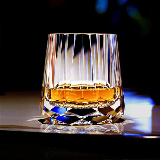 Edo Kiriko Zeus's Stone Whisky Glass – Hand-Carved Lead-Free Premium Crystal | 32-Facet Diamond Cut
